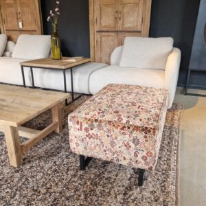 Hocker Bonn