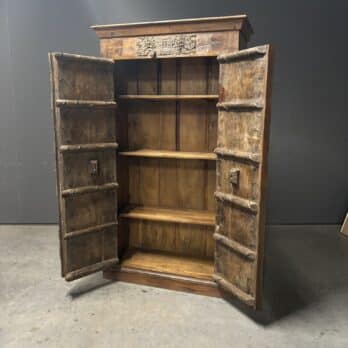 Kast Almirah 558