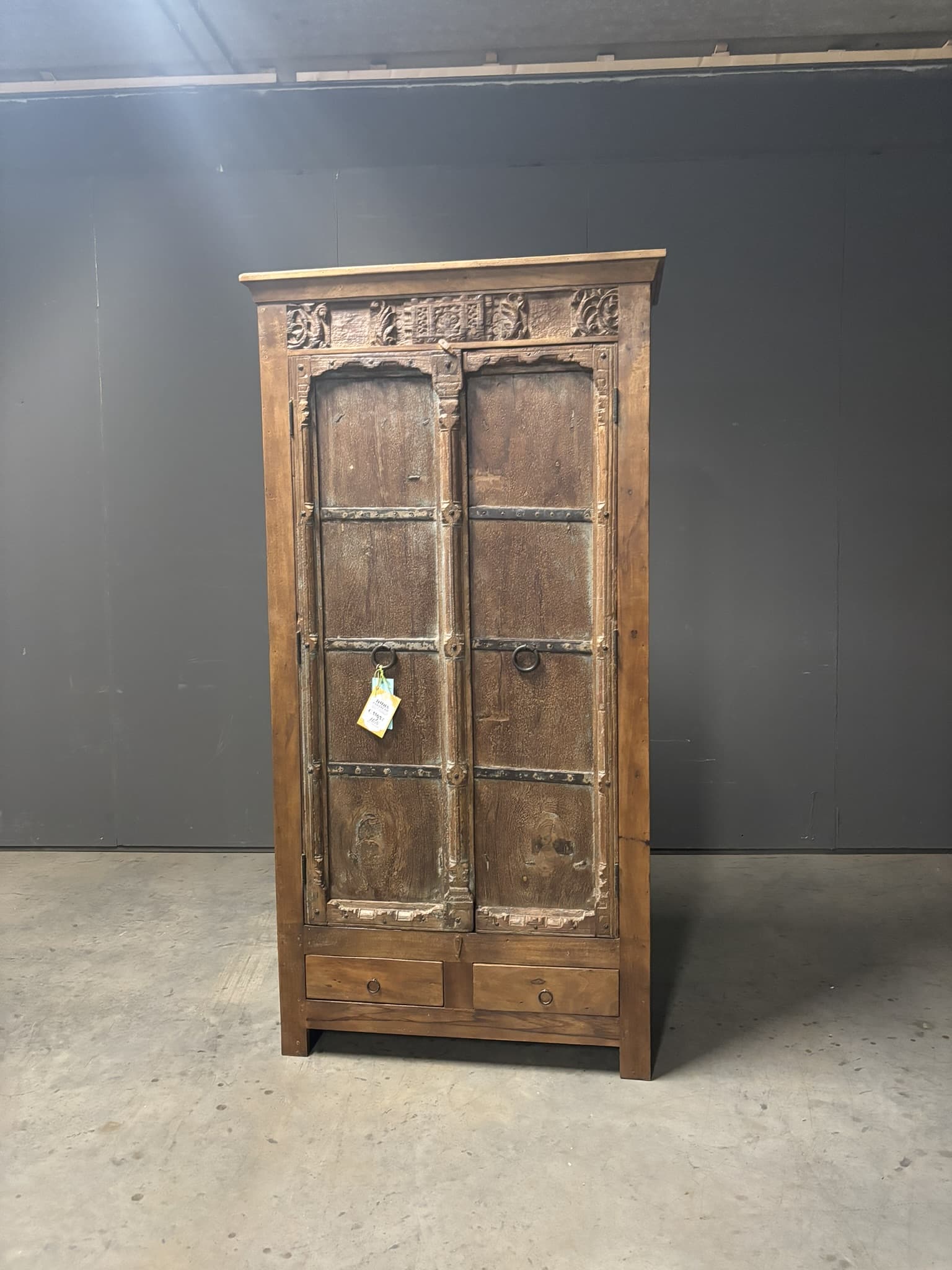 Kast Almirah 661