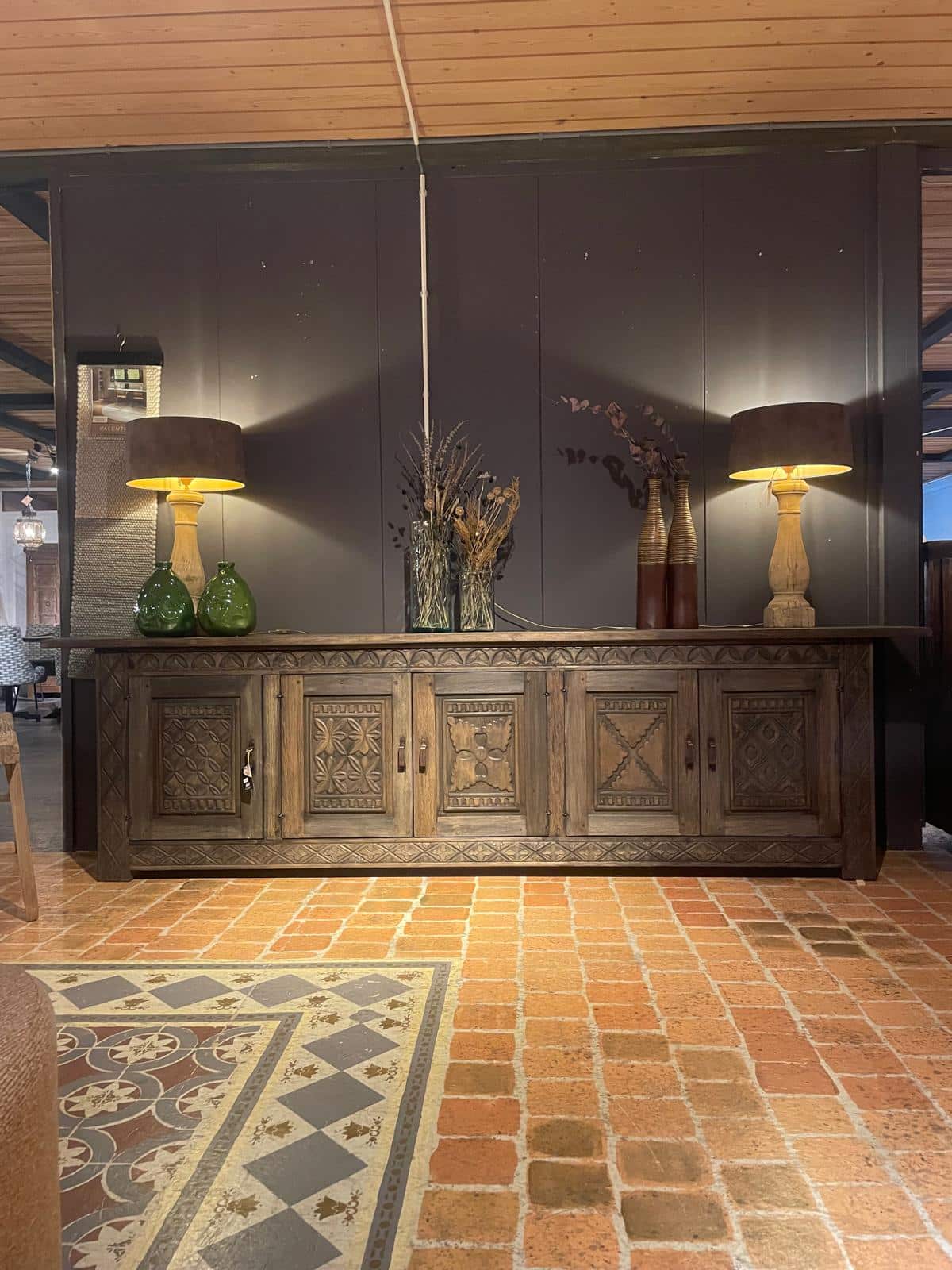 Dressoir India