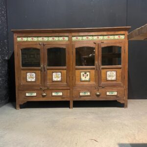 Dressoir India