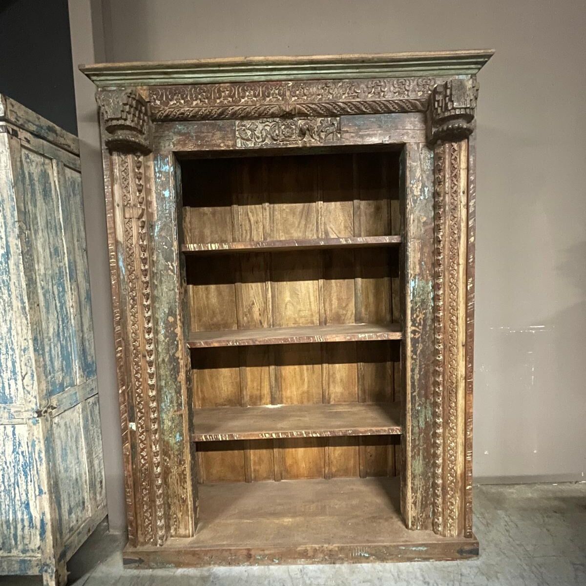 Boekenkast India