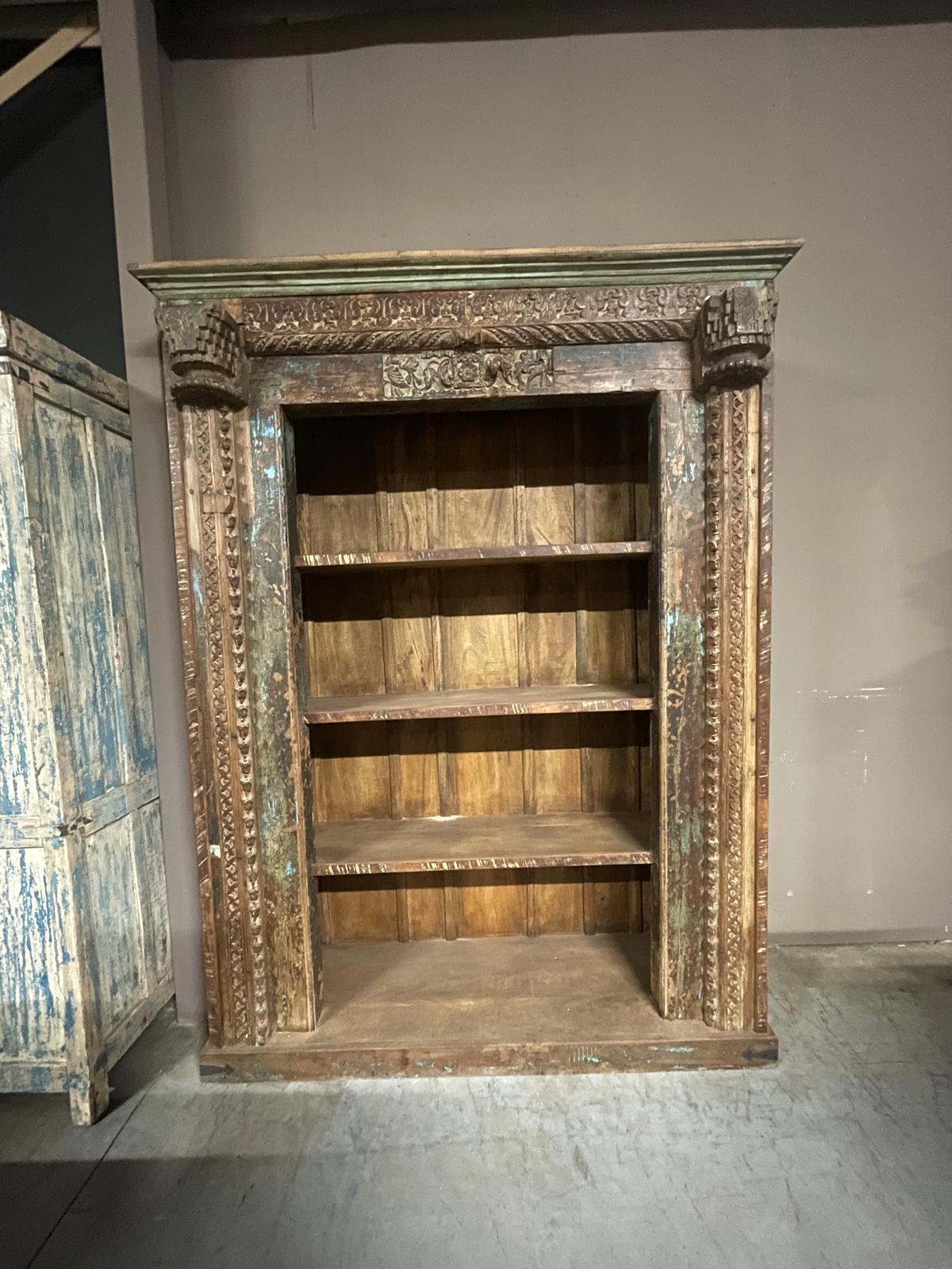 Boekenkast India